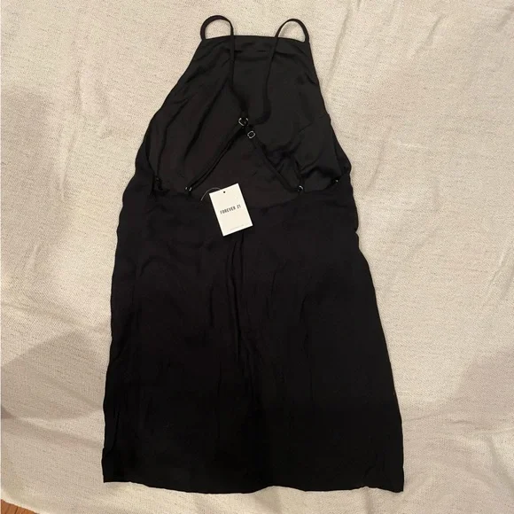 ✨ 3 for $20✨ FOREVER 21 Black Dress - Picture 4 of 7
